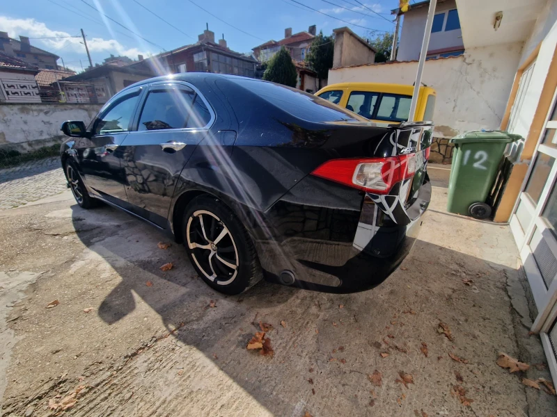 Honda Accord 2.0i, снимка 8 - Автомобили и джипове - 47252573