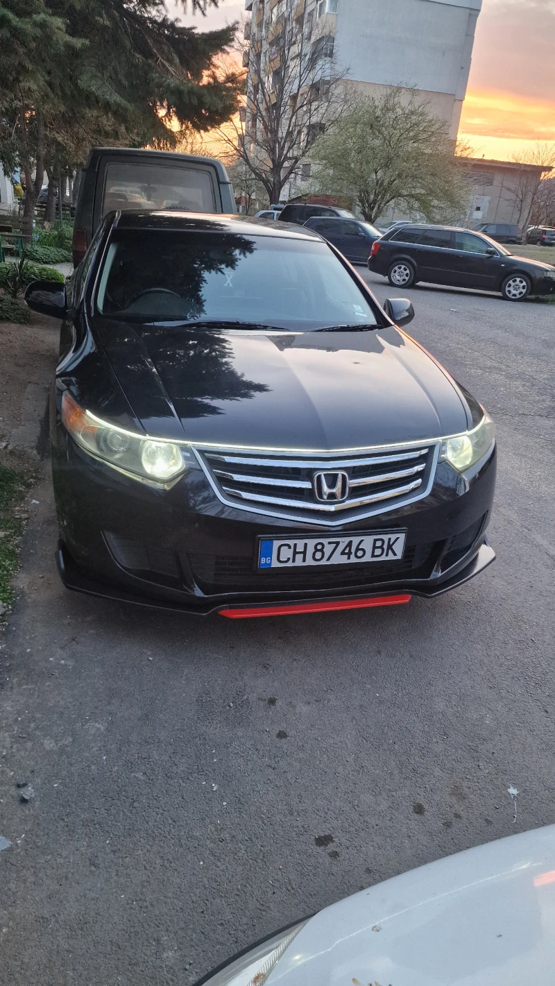 Honda Accord 2.0i, снимка 4 - Автомобили и джипове - 47252573