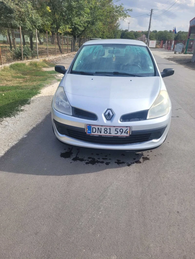 Renault Clio, снимка 4 - Автомобили и джипове - 47284540