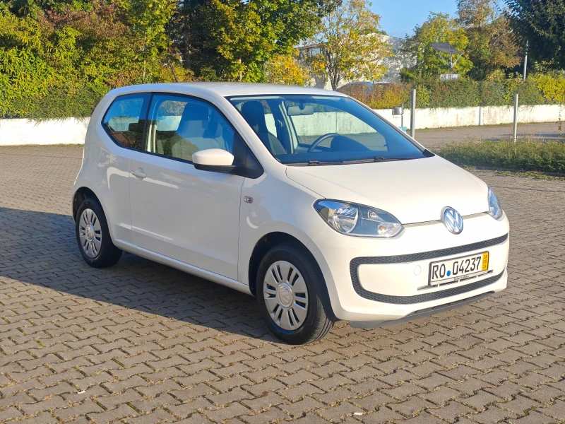 VW Up, снимка 1 - Автомобили и джипове - 47413219