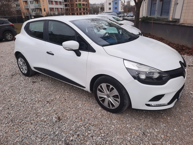 Renault Clio, снимка 15 - Автомобили и джипове - 47923483