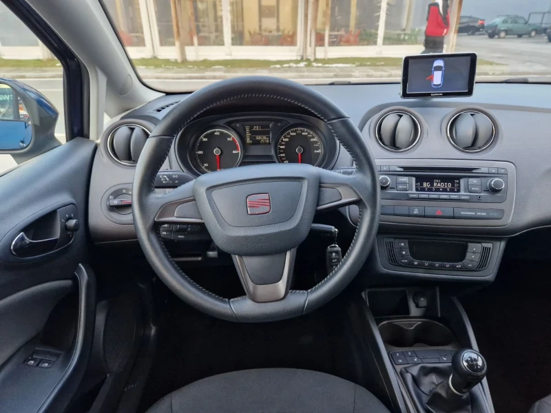 Seat Ibiza 1.6 / 105к.с., снимка 8 - Автомобили и джипове - 48694693