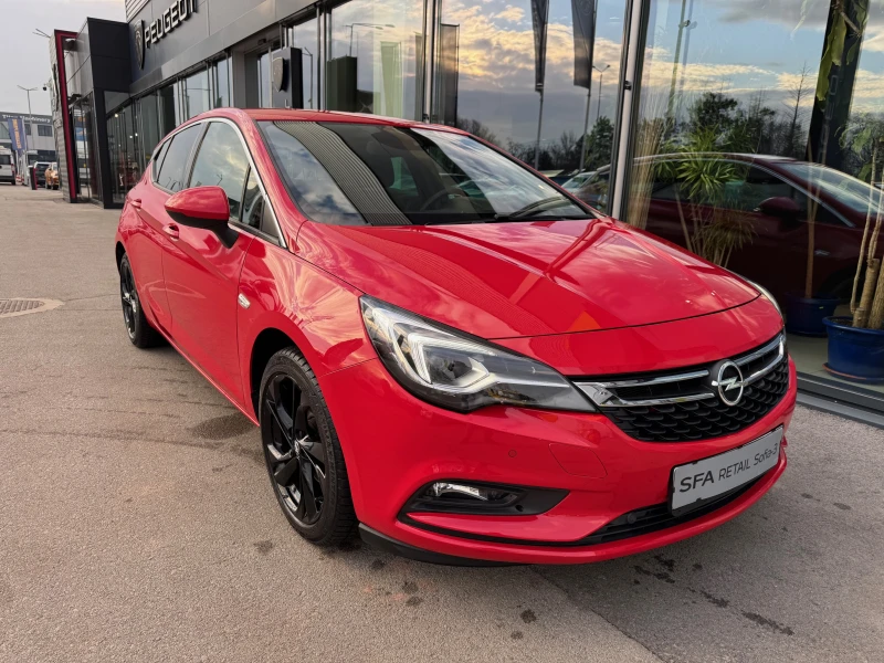 Opel Astra Innovation 1.4T АТ6, Гаранция 12м/25000км., снимка 3 - Автомобили и джипове - 48843470