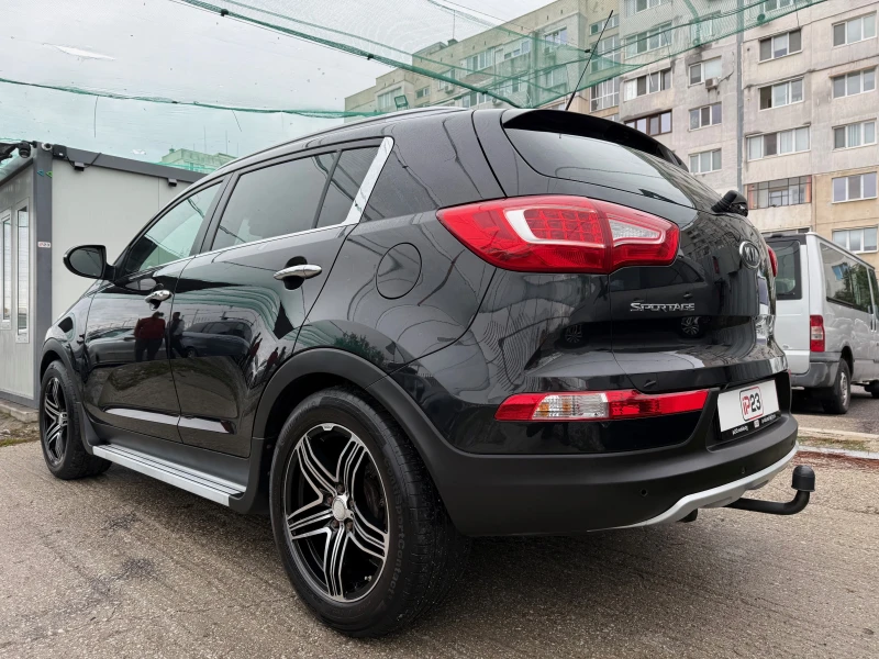 Kia Sportage 2.0* БЕНЗИН* АВТОМАТИК* 2WD* * * , снимка 4 - Автомобили и джипове - 49596226