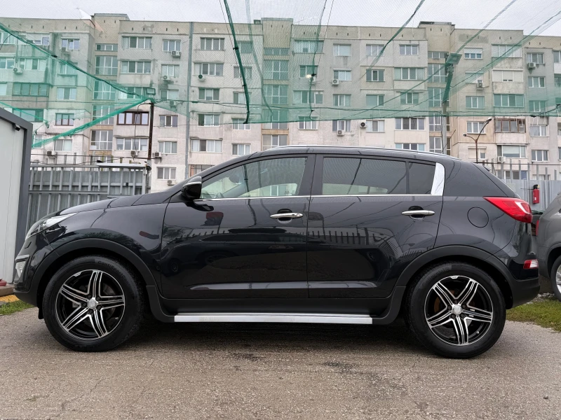 Kia Sportage 2.0* БЕНЗИН* АВТОМАТИК* 2WD* * * , снимка 3 - Автомобили и джипове - 49596226