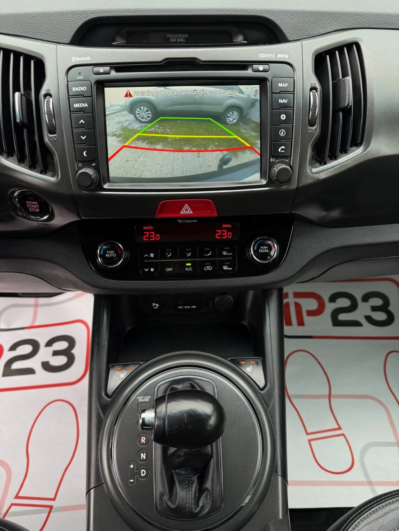 Kia Sportage 2.0* БЕНЗИН* АВТОМАТИК* 2WD* * * , снимка 14 - Автомобили и джипове - 49596226