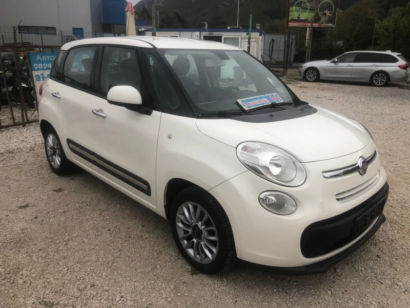 Fiat 500L Автоматик, снимка 3 - Автомобили и джипове - 51857953