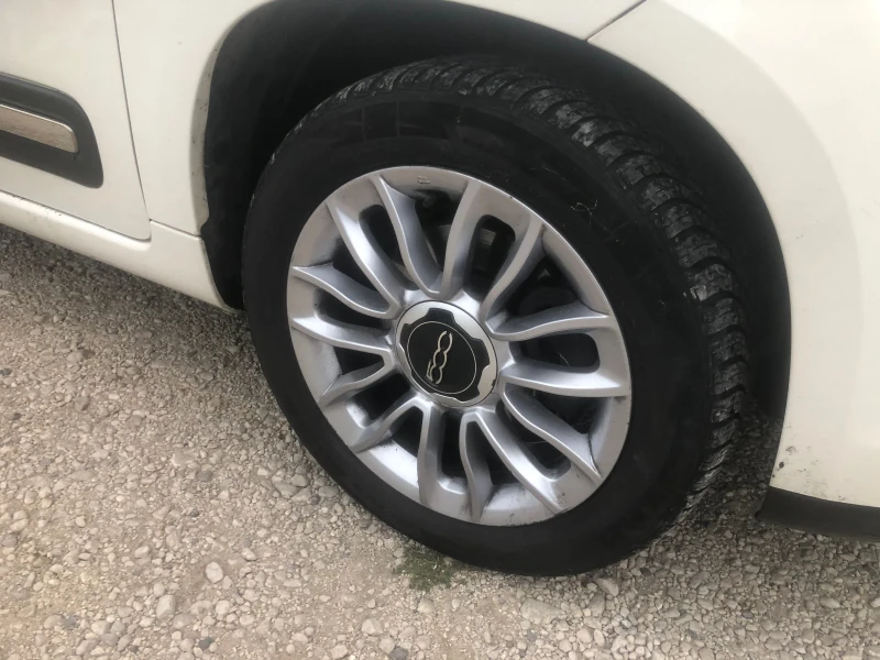 Fiat 500L Автоматик, снимка 4 - Автомобили и джипове - 51857953