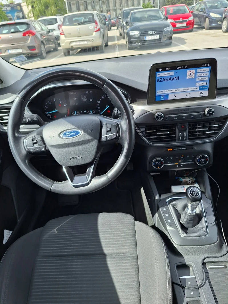 Ford Focus Бензин 1.5 -150к.с., снимка 7 - Автомобили и джипове - 52741649
