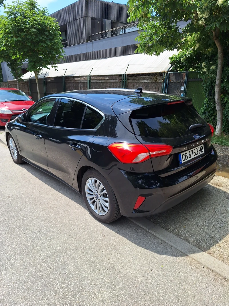 Ford Focus Бензин 1.5 -150к.с., снимка 3 - Автомобили и джипове - 52741649
