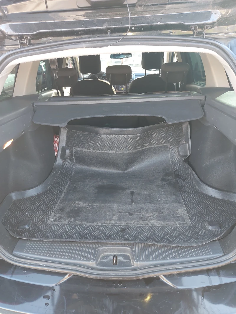 Dacia Logan MCV, снимка 5 - Автомобили и джипове - 52938104