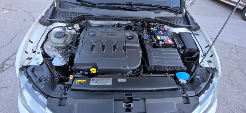 Seat Leon 1.6TDI 115k.c ITALIA EURO 6B , снимка 16 - Автомобили и джипове - 52968180