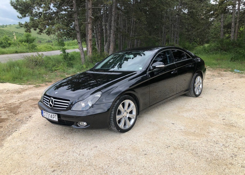 Mercedes-Benz CLS 320 320, снимка 3 - Автомобили и джипове - 46316559