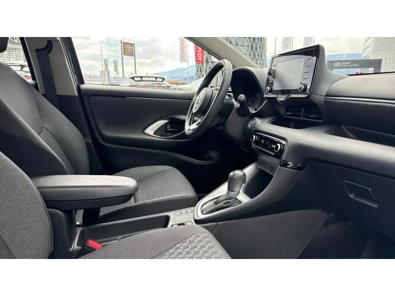 Toyota Yaris YARIS 1.5 HSD DYNAMIC BUSINESS - изображение 6
