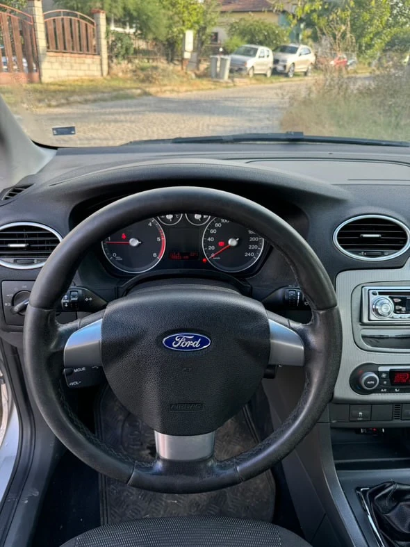 Ford Focus  - изображение 10