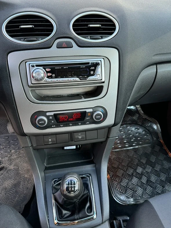 Ford Focus  - изображение 9