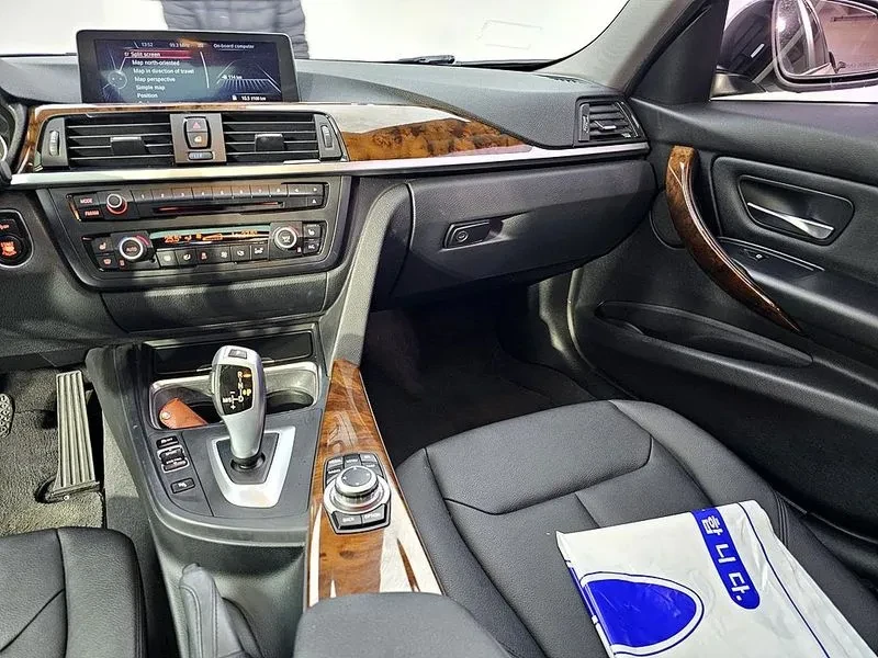 BMW 320 F30, снимка 9 - Автомобили и джипове - 54960587