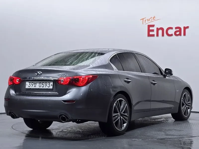 Infiniti Q50 Premium 2.2 Дизел, снимка 2 - Автомобили и джипове - 55439352