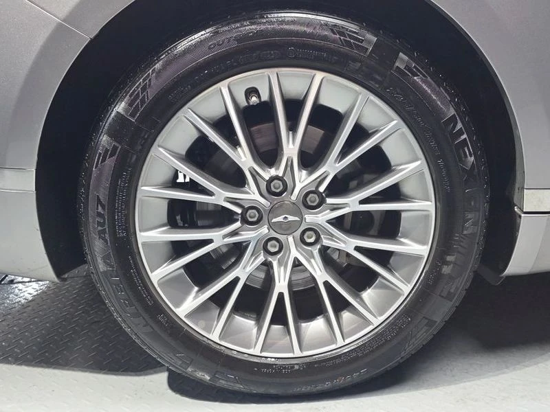 Genesis G80 2.5 Automatic, снимка 5 - Автомобили и джипове - 55599026