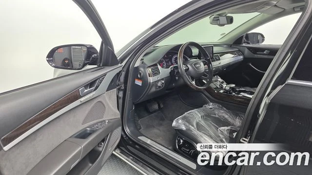 Audi A8 4.2TDI QATTRO| МАСАЖ| 360| PANO| ОБДУХ| НАДУВАНЕ, снимка 4 - Автомобили и джипове - 55898064