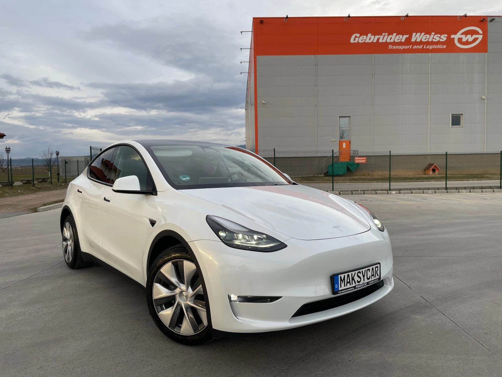 Tesla Model Y Long Range Dual Мotor Germany  - [1] 