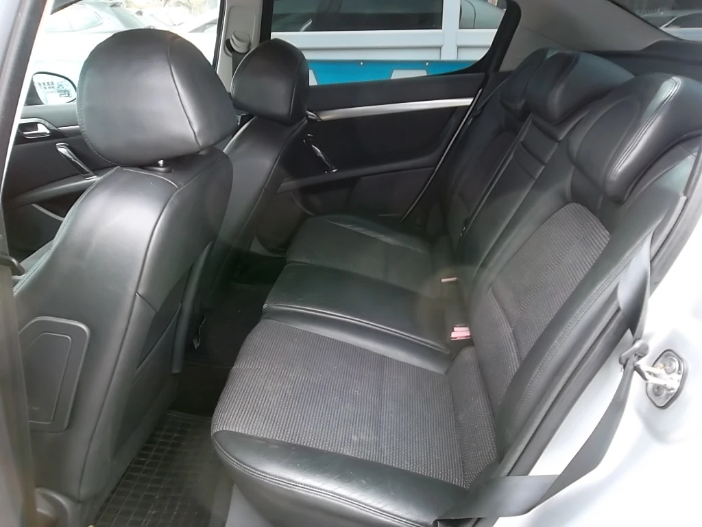 Peugeot 407 2.0hdi AVTOMATIK КОЖА НАВИ - изображение 8