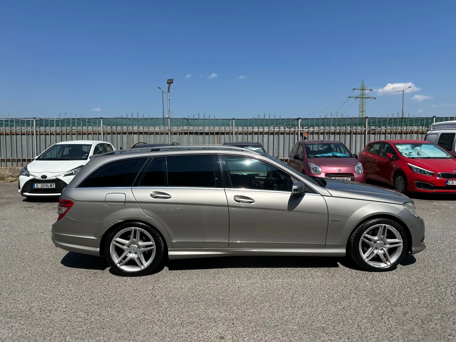 Mercedes-Benz C 320  - изображение 2