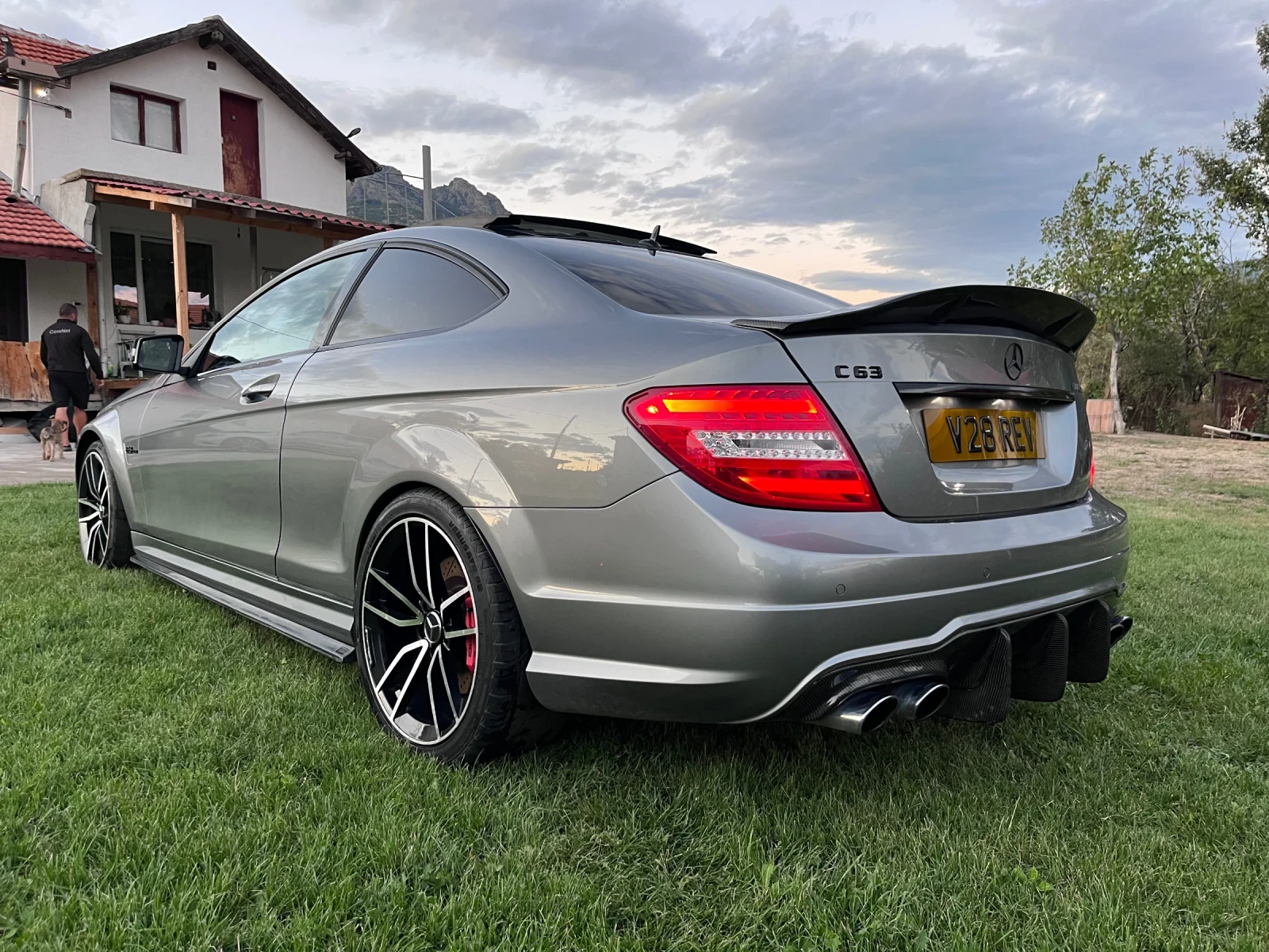 Mercedes-Benz C 63 AMG 6.3 AMG - изображение 3