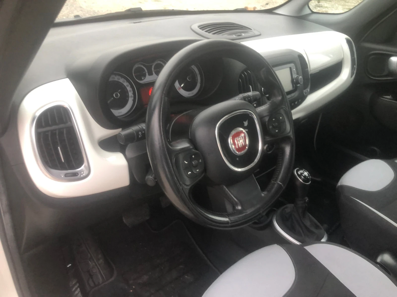 Fiat 500L Автоматик | Mobile.bg — изображение 12