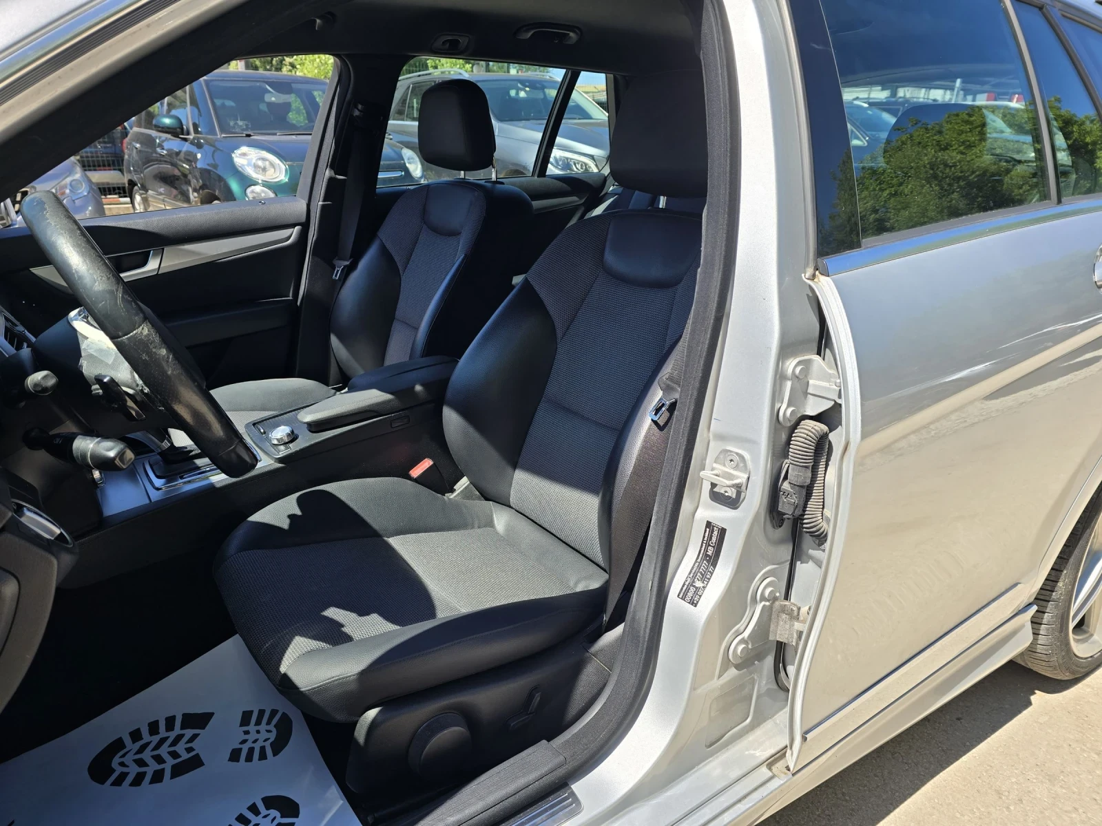 Mercedes-Benz C 250 CDI 204к.с AMG 4MATIC , снимка 10 - Автомобили и джипове - 52859267