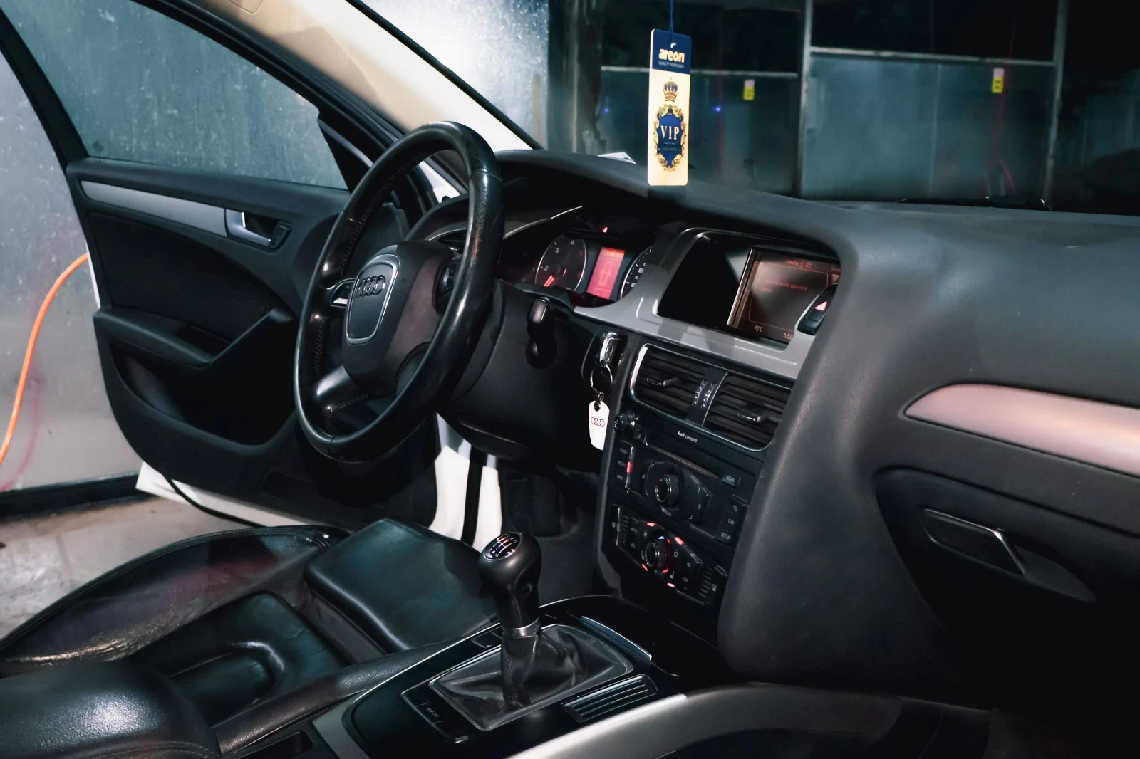 Audi A4 2.0TDI SLine | Mobile.bg � ����������� 3