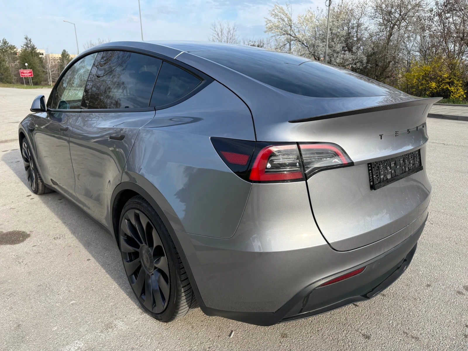 Tesla Model Y Performance AWD ГАРАНЦИЯ, снимка 3 - Автомобили и джипове - 53994175