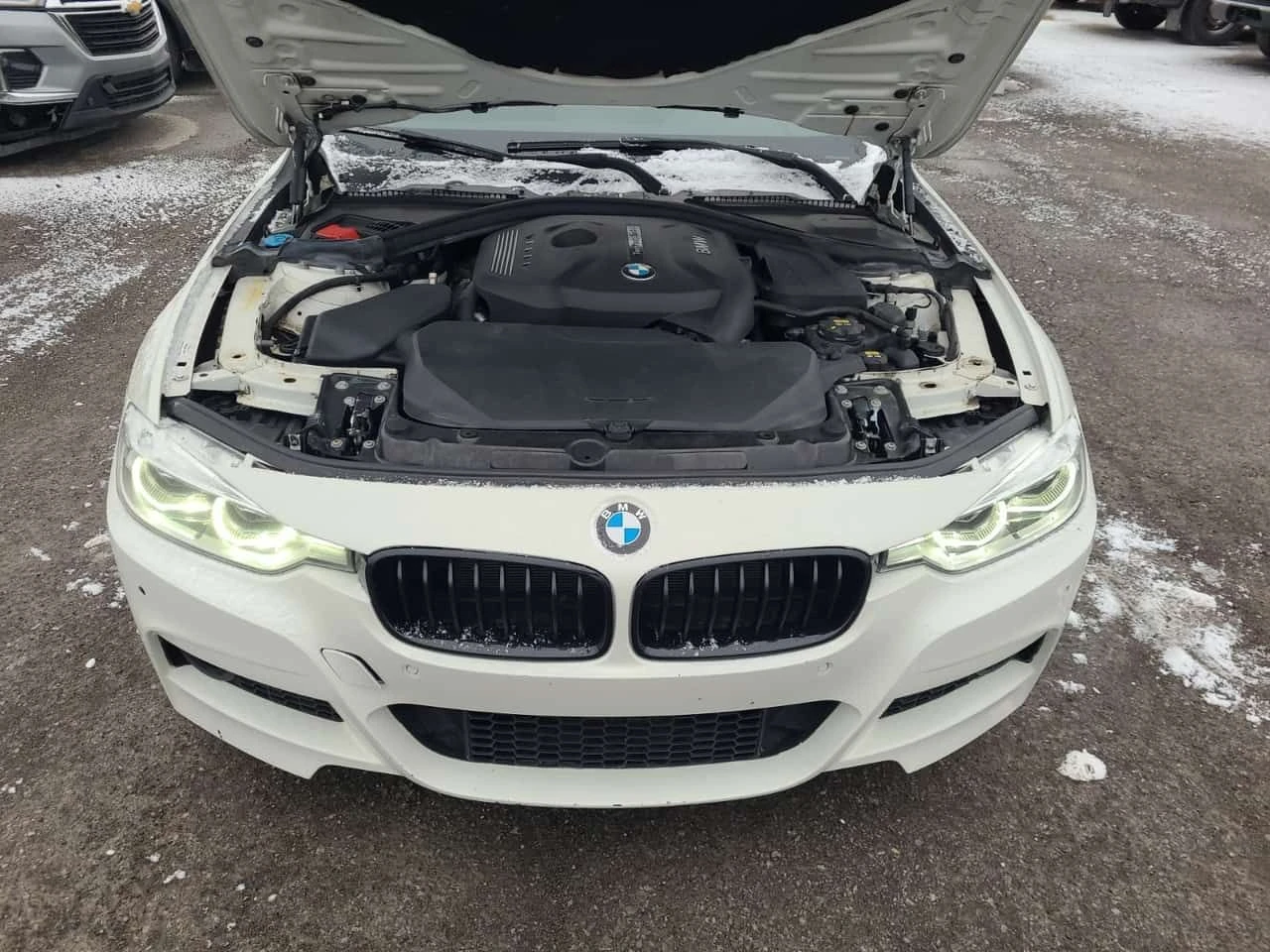 BMW 330 М 330I XDRIVE /CARFAX /2 Ключа/Подгрев/Шибедах, снимка 16 - Автомобили и джипове - 54128655