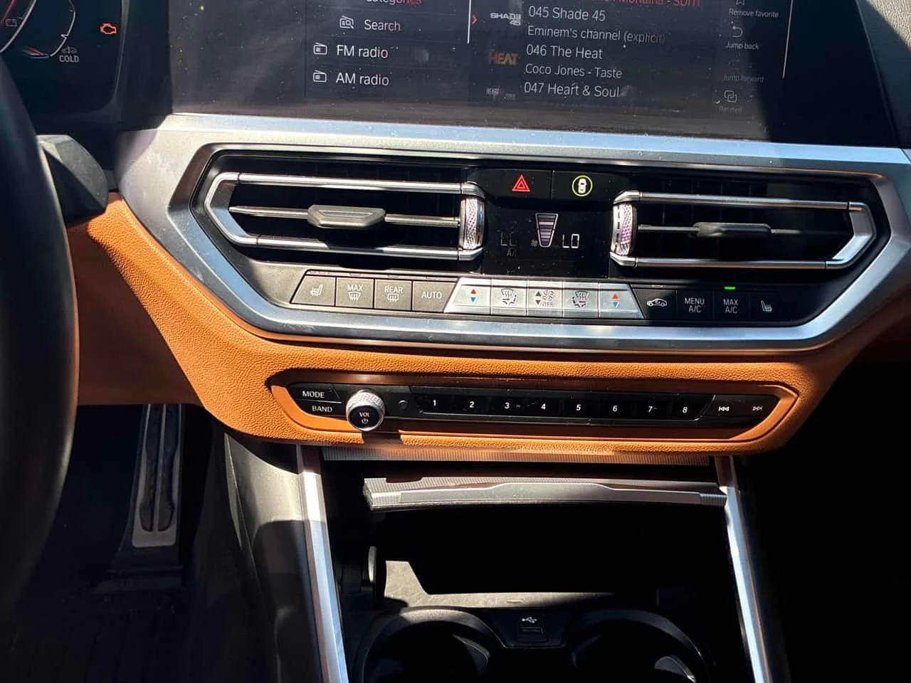 BMW 340 * КАМЕРА * ПОДГРЕВ * ПАМЕТ * АВТОКРЕДИТ, снимка 8 - Автомобили и джипове - 54935520