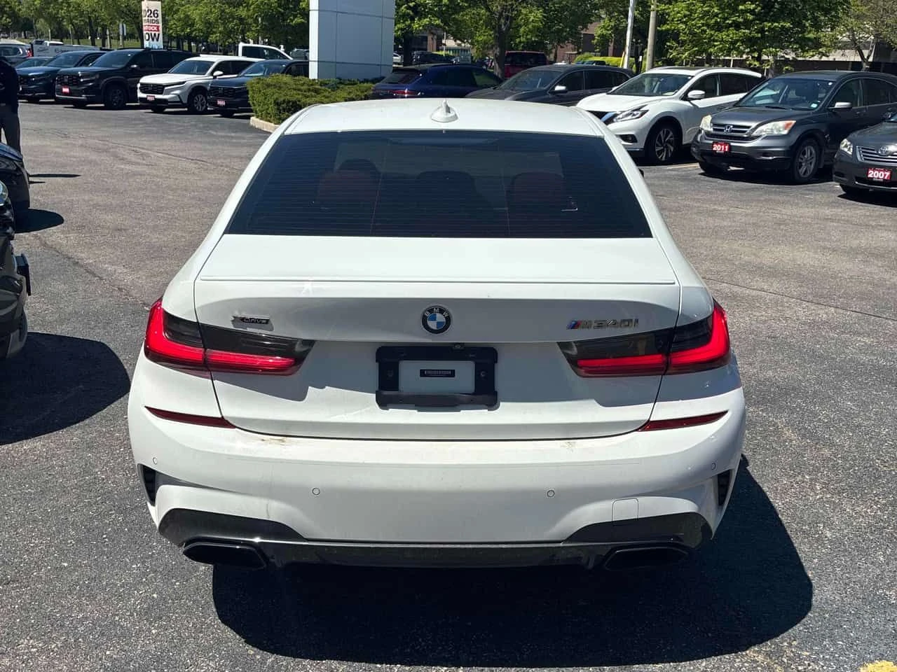 BMW 340 * КАМЕРА * ПОДГРЕВ * ПАМЕТ * АВТОКРЕДИТ, снимка 4 - Автомобили и джипове - 54935520