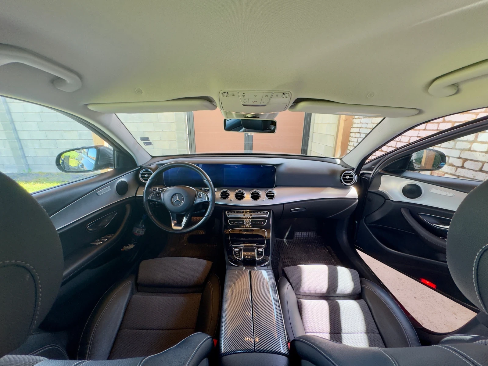 Mercedes-Benz E 200 AMG пакет, снимка 3 - Автомобили и джипове - 54939289