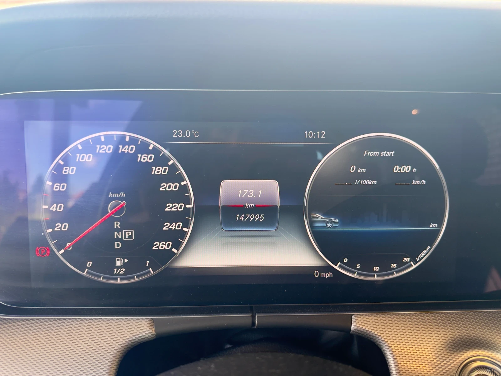 Mercedes-Benz E 200 AMG пакет, снимка 2 - Автомобили и джипове - 54939289