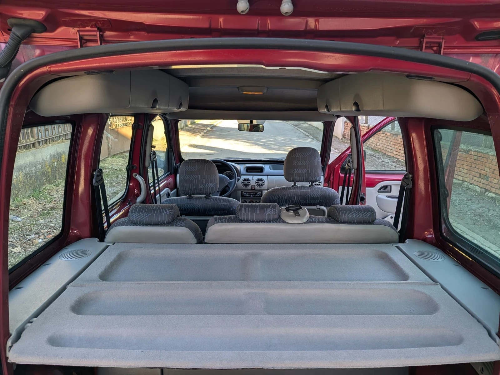 Renault Kangoo 1.6 16v, снимка 13 - Автомобили и джипове - 55100981