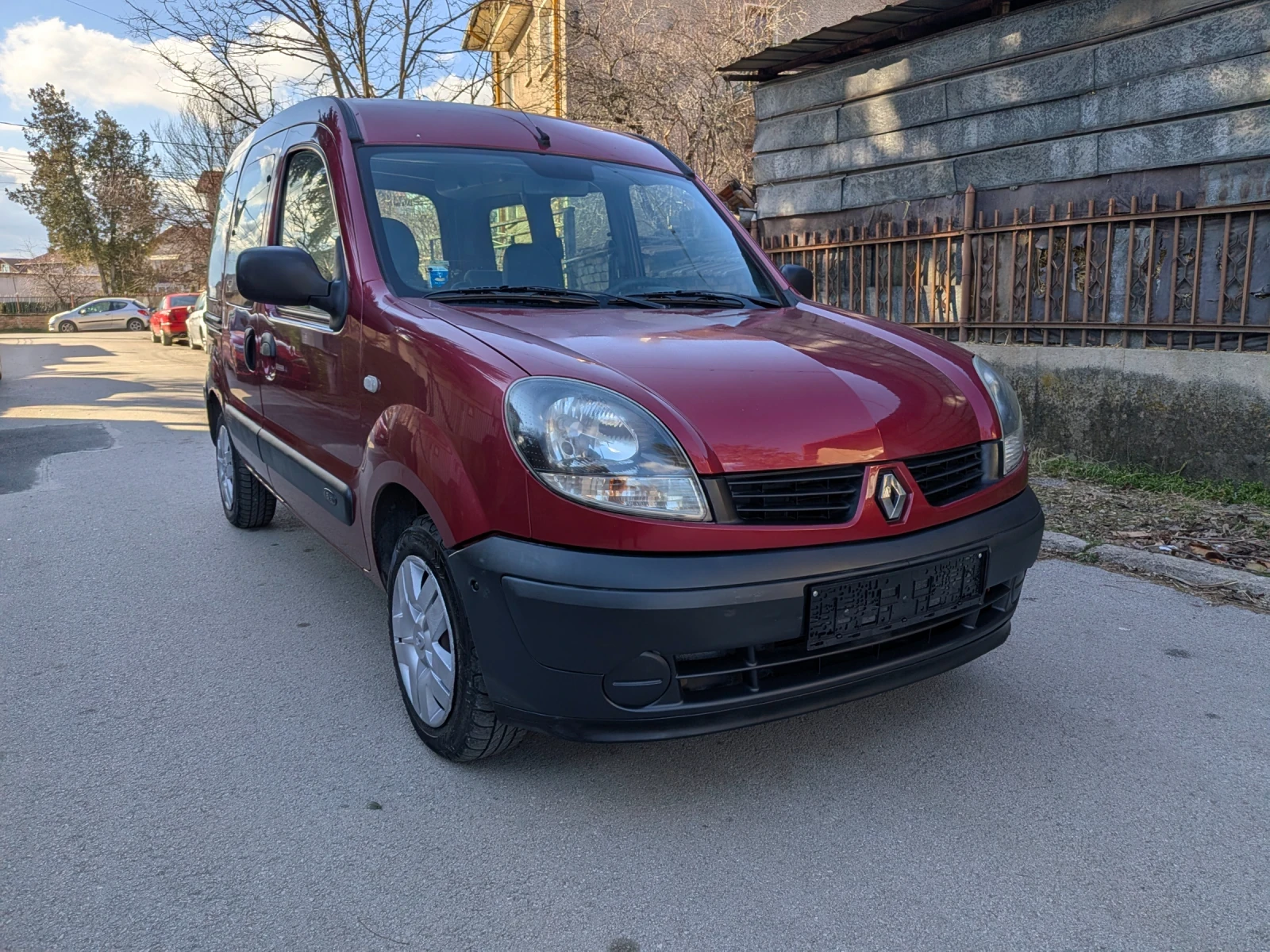 Renault Kangoo 1.6 16v, снимка 2 - Автомобили и джипове - 55100981