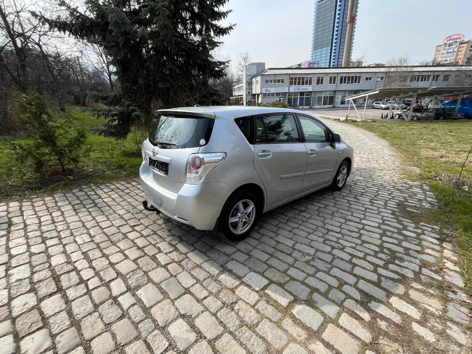 Toyota Corolla verso 1.8i avtomat, снимка 11 - Автомобили и джипове - 55303742