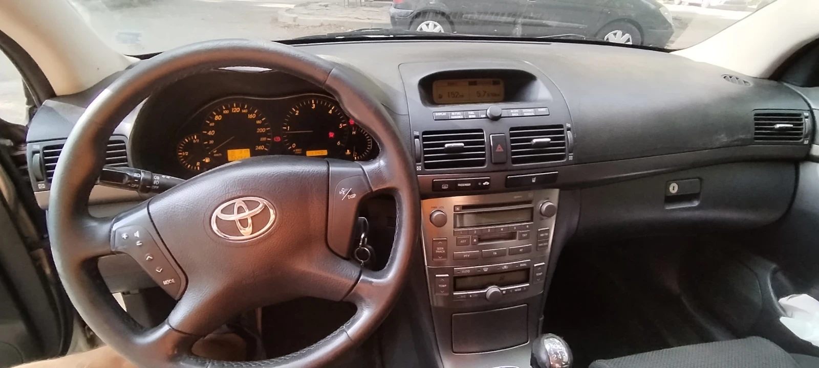 Toyota Avensis D4D 2.0 116к.с., снимка 5 - Автомобили и джипове - 55892684