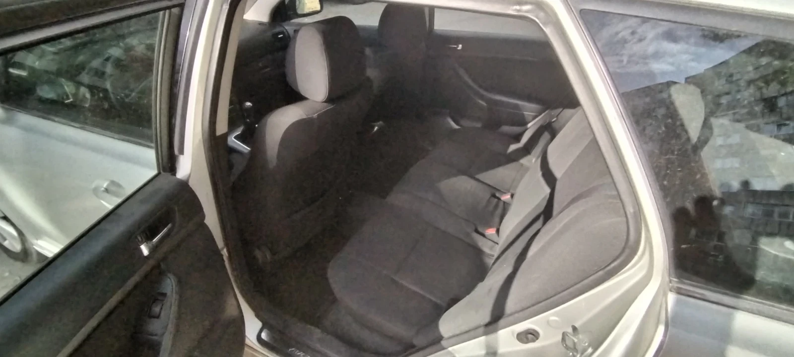 Toyota Avensis D4D 2.0 116к.с., снимка 9 - Автомобили и джипове - 55892684