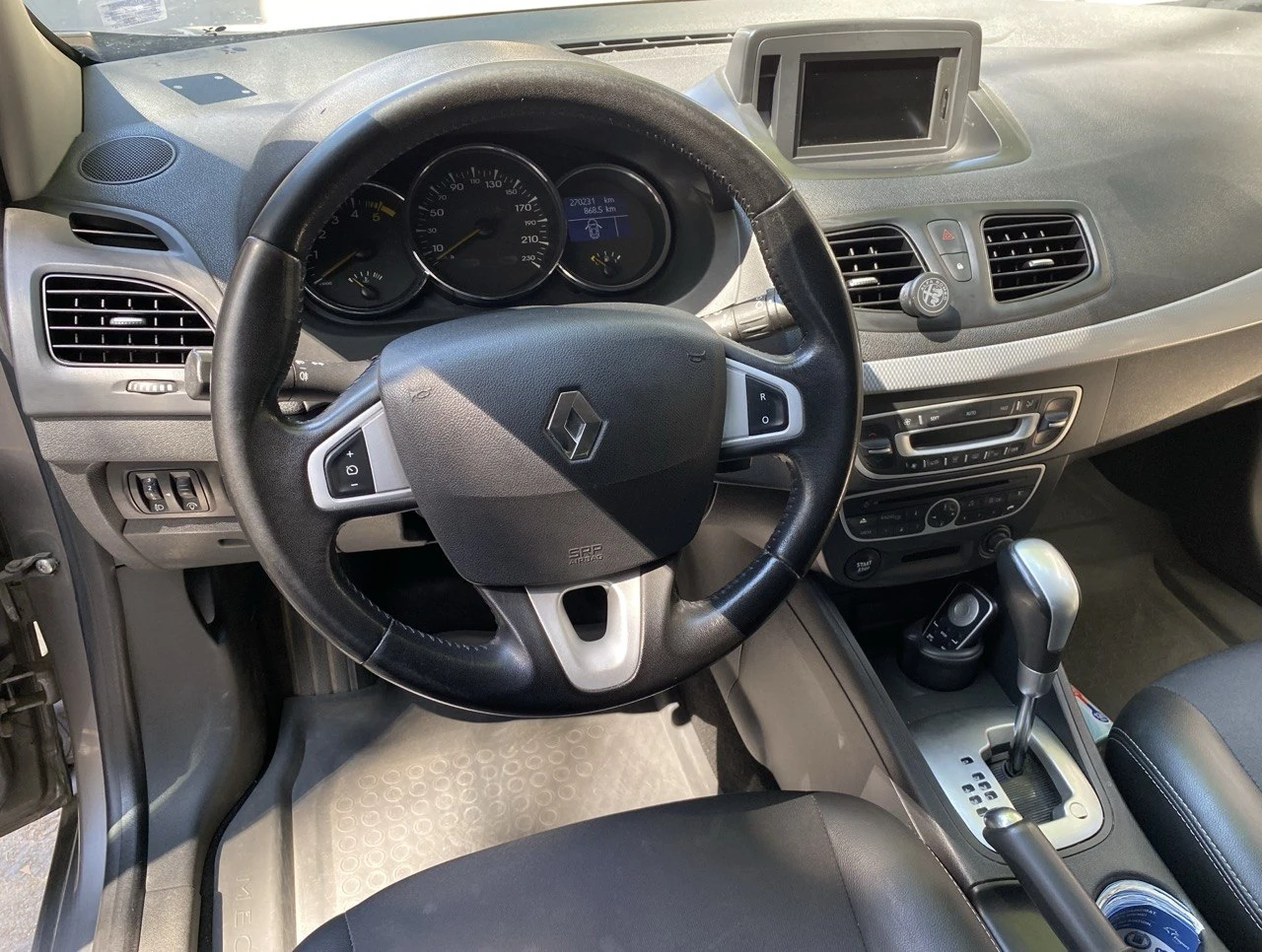 Renault Megane, снимка 4 - Автомобили и джипове - 55970216