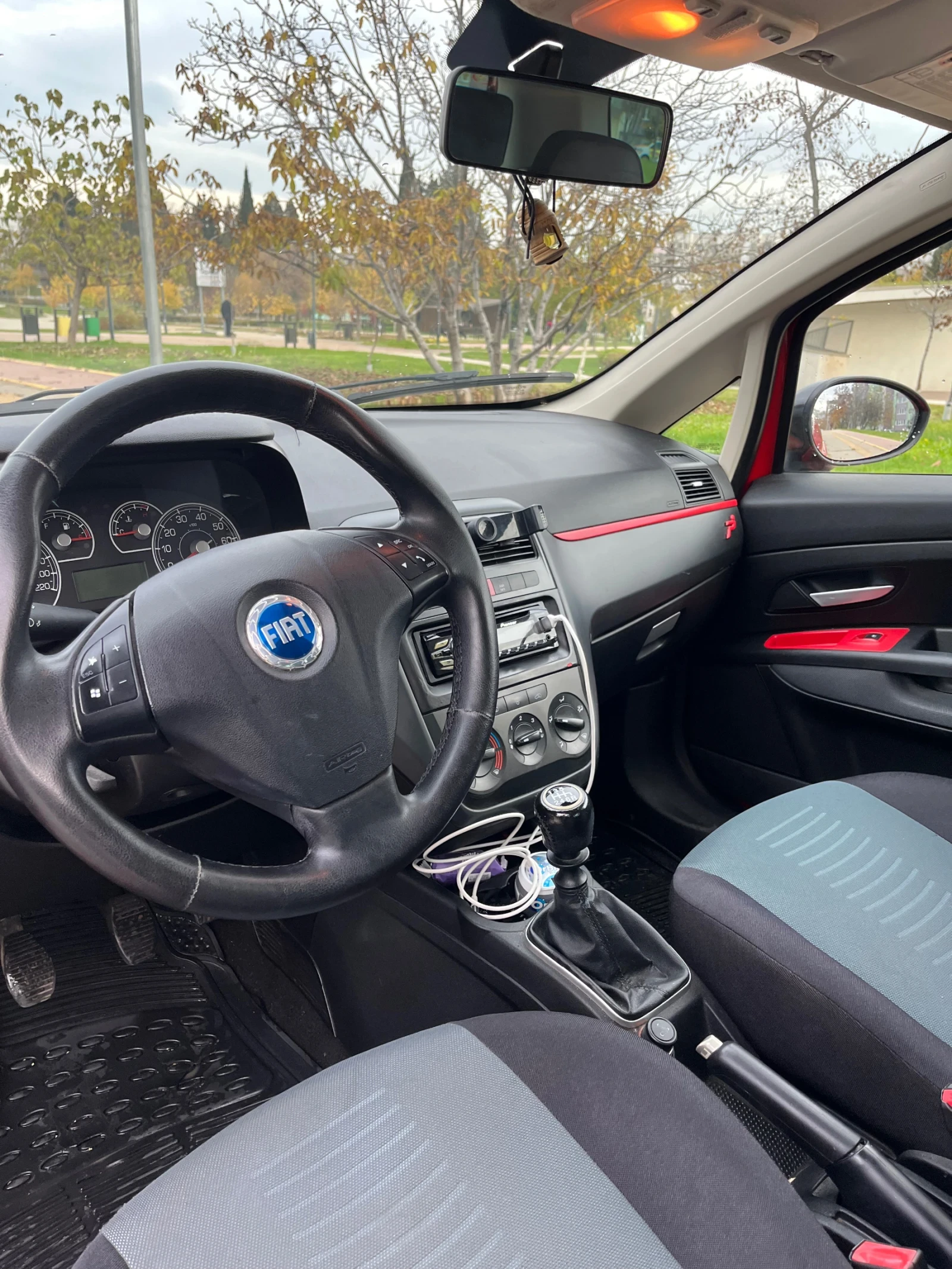 Fiat Punto, снимка 8 - Автомобили и джипове - 56663166