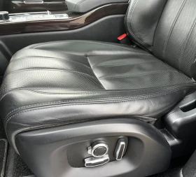 Land Rover Range rover VOGUE 3.0d МАСАЖ TV BLACK MATTE 166хил.ДОКАЗУЕМИ - 28600 € / 55936.74 лв. - 17604765 16