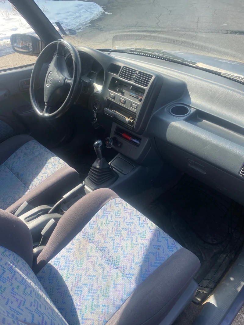 Toyota Rav4 Джип, снимка 7 - Автомобили и джипове - 49453660