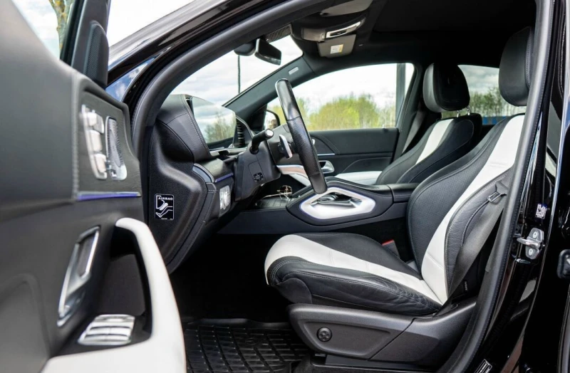 Mercedes-Benz GLE 350d Coupe 4Matic AMG Line, снимка 6 - Автомобили и джипове - 52816678