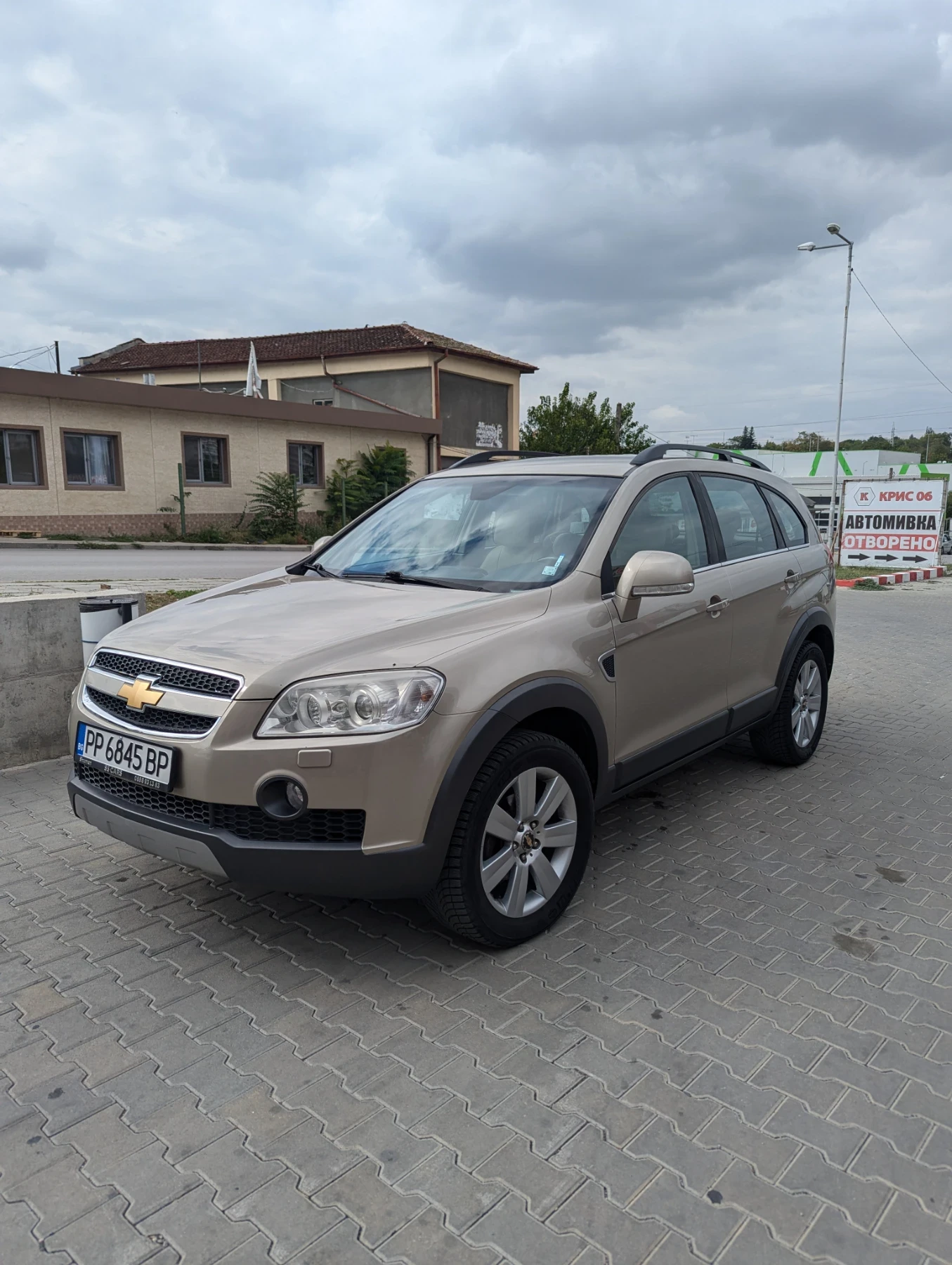 Chevrolet Captiva LT - 4x4, КОЖА, КЛИМА, ПОДГРЕВ - изображение 2