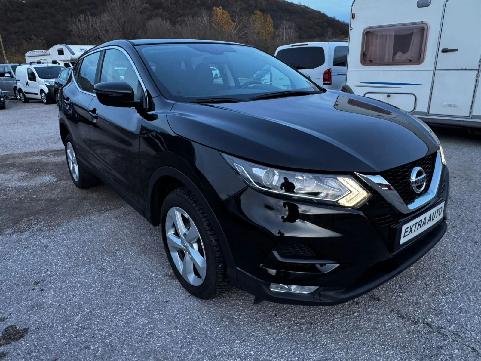 Nissan Qashqai 1.7dCi, 4Х4, АВТОМАТ, НАВИГАЦИЯ, FACELIFT, FULL  - изображение 6