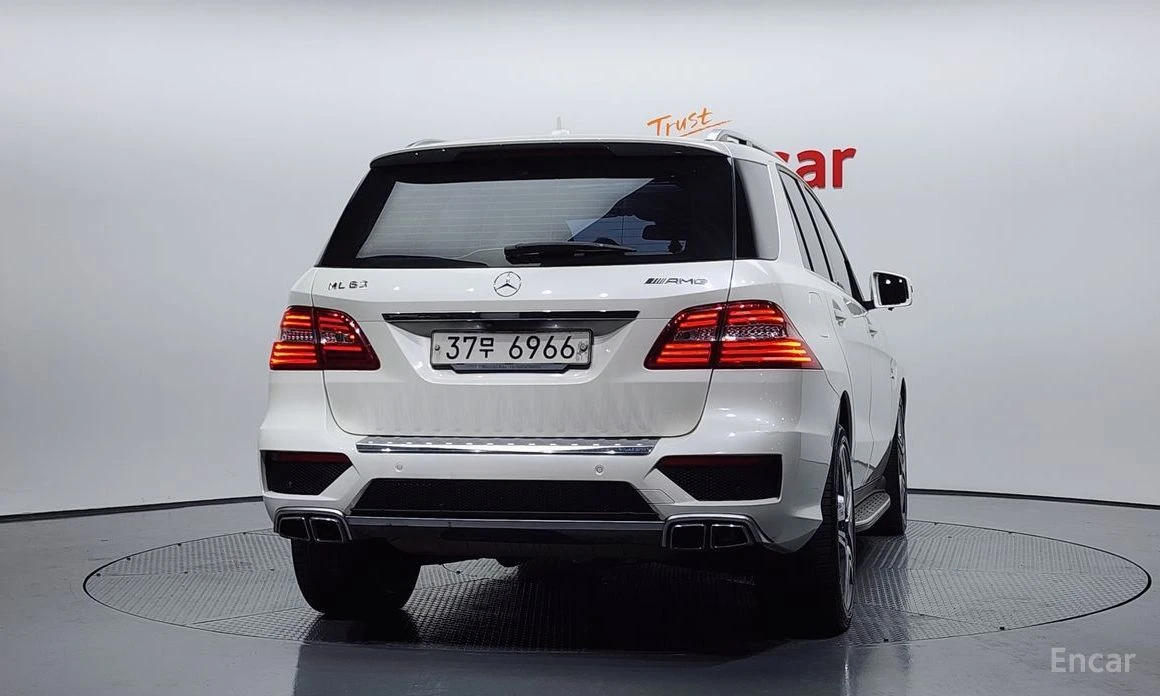 Mercedes-Benz ML 63 AMG  - изображение 4